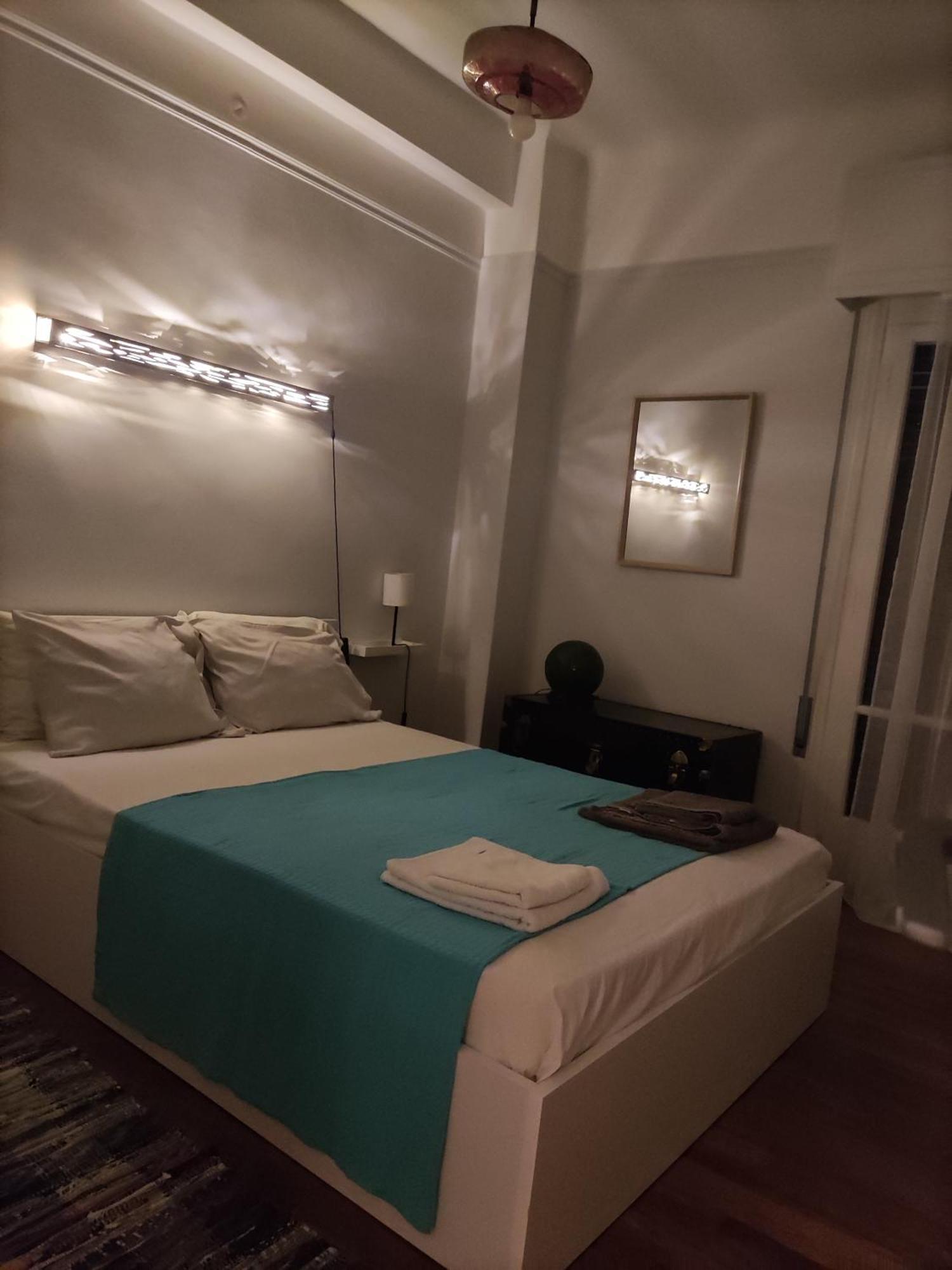 Selini'S Apartment เอเธนส์ ภายนอก รูปภาพ