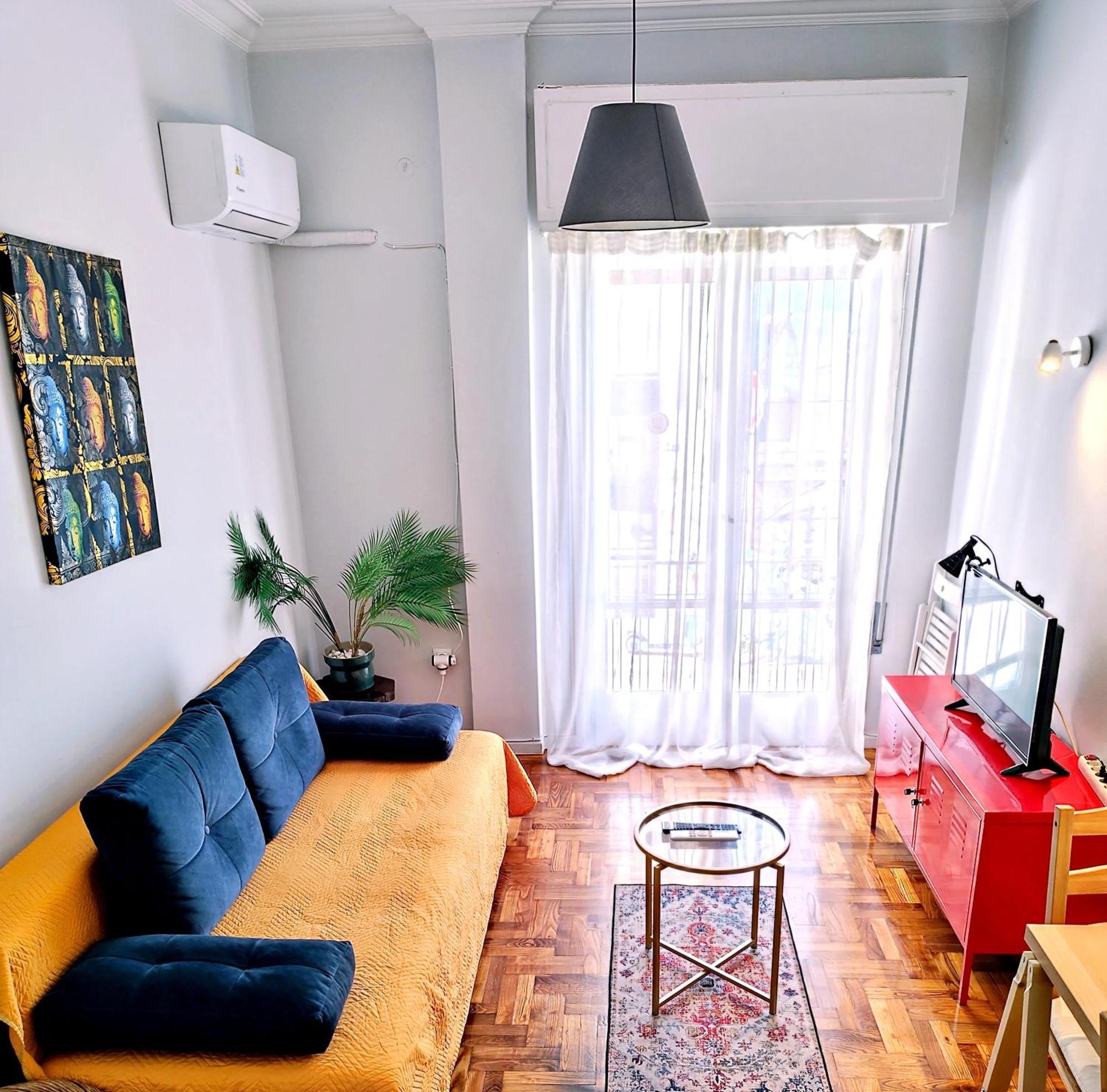 Selini'S Apartment เอเธนส์ ภายนอก รูปภาพ